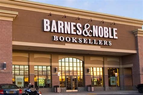 Can You Return Books at Barnes & Noble? An Examination of Return Policies and Shop Experience